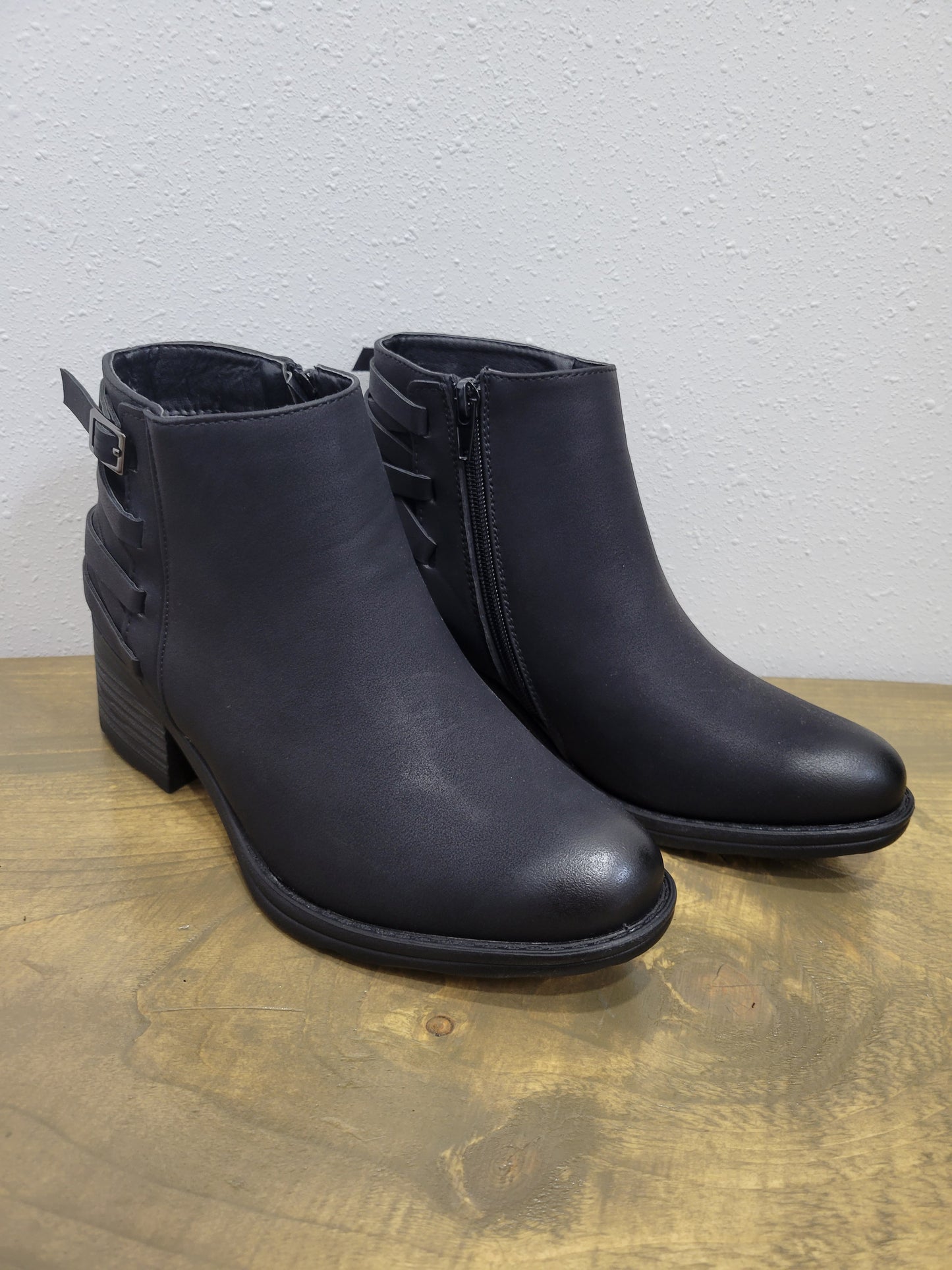 Pierre Dumas Black Gossip Bootie