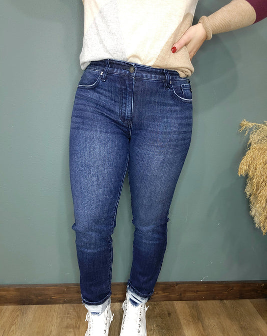 KanCan Dark Wash Mid Rise Skinny Straight Jeans