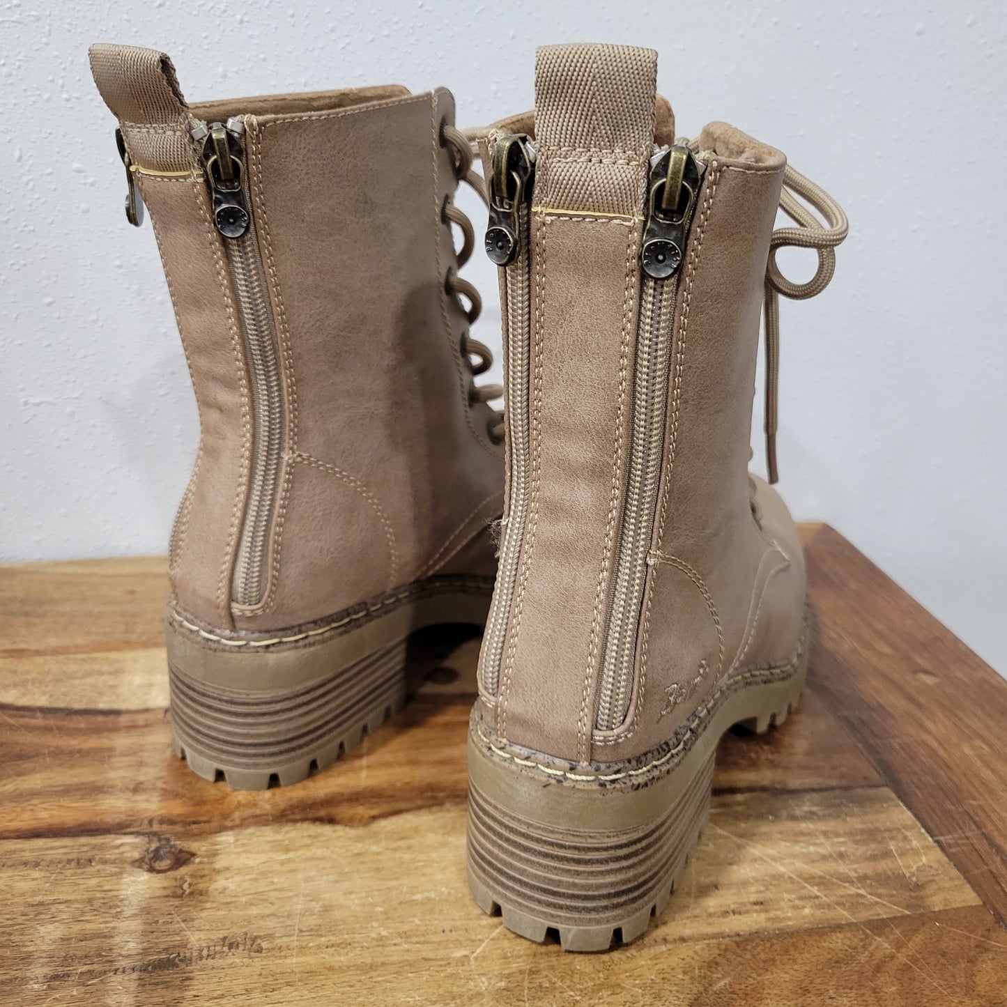 Blowfish Almond Leith Boots