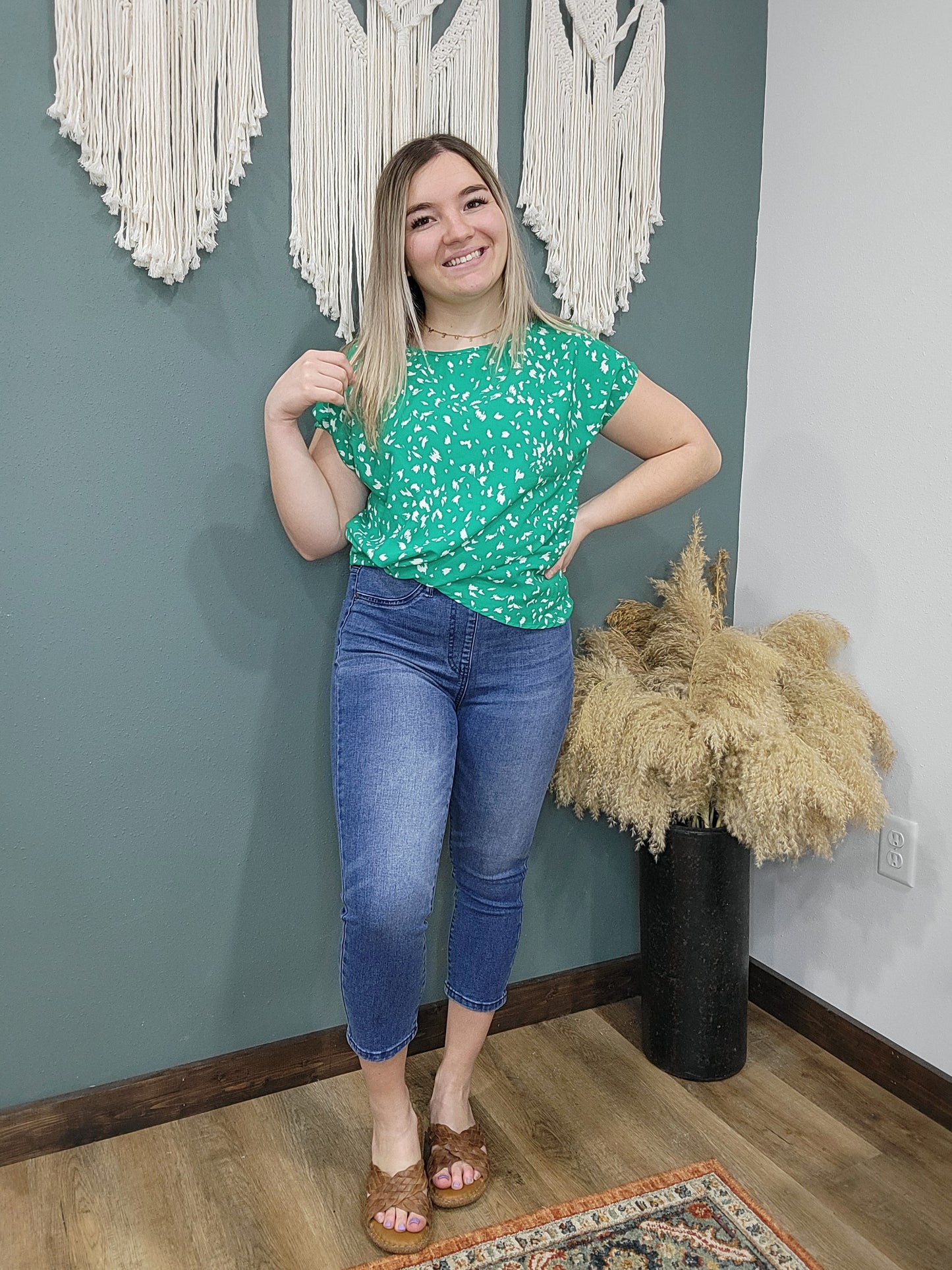 Judy Blue High Rise Skinny Fit Pull-on Capris