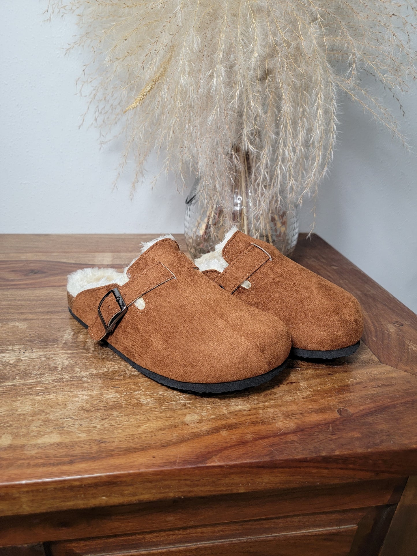 Outwoods Suede Fuzzy Lined Slip On / Bria-4 Whiskey