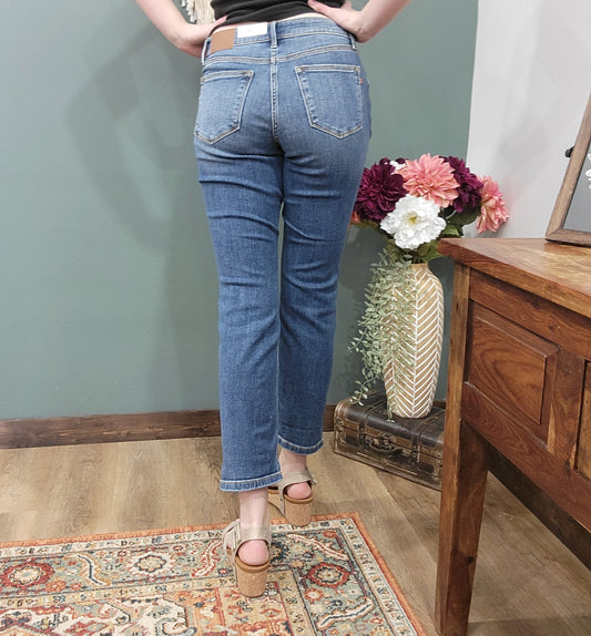 Judy Blue Mid Rise Boyfriend Fit Jean / Reg & Curvy