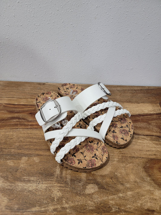 Very G Braided Strappy Sandal / Nora 3 White