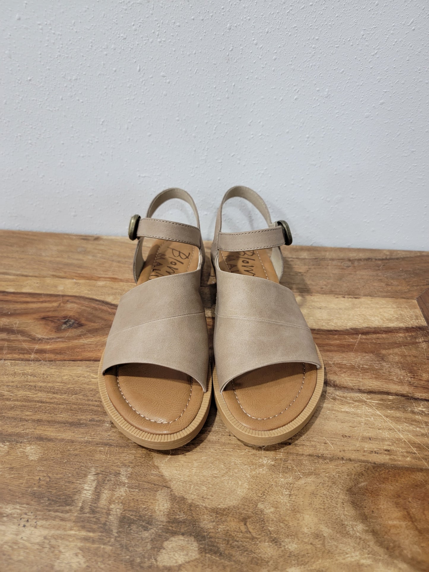 Blowfish Malibu Open Toe Sandal / Ardice Oak