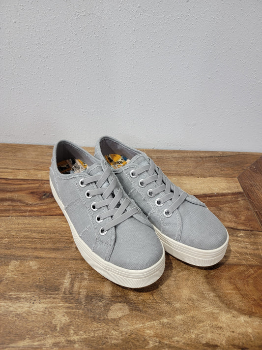Blowfish Malibu Platform Sneaker / Super Smile Grey