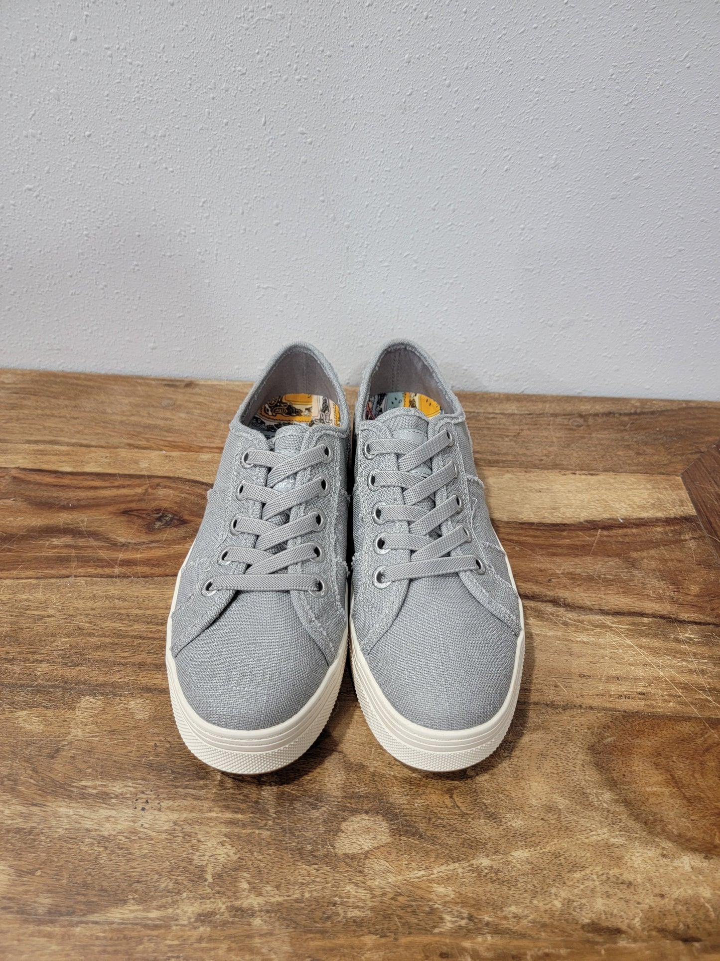 Blowfish Malibu Platform Sneaker / Super Smile Grey