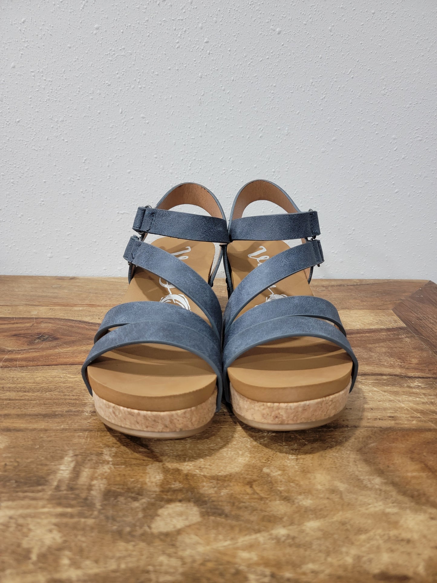 Very G Navy Strappy Wedge / Hariett