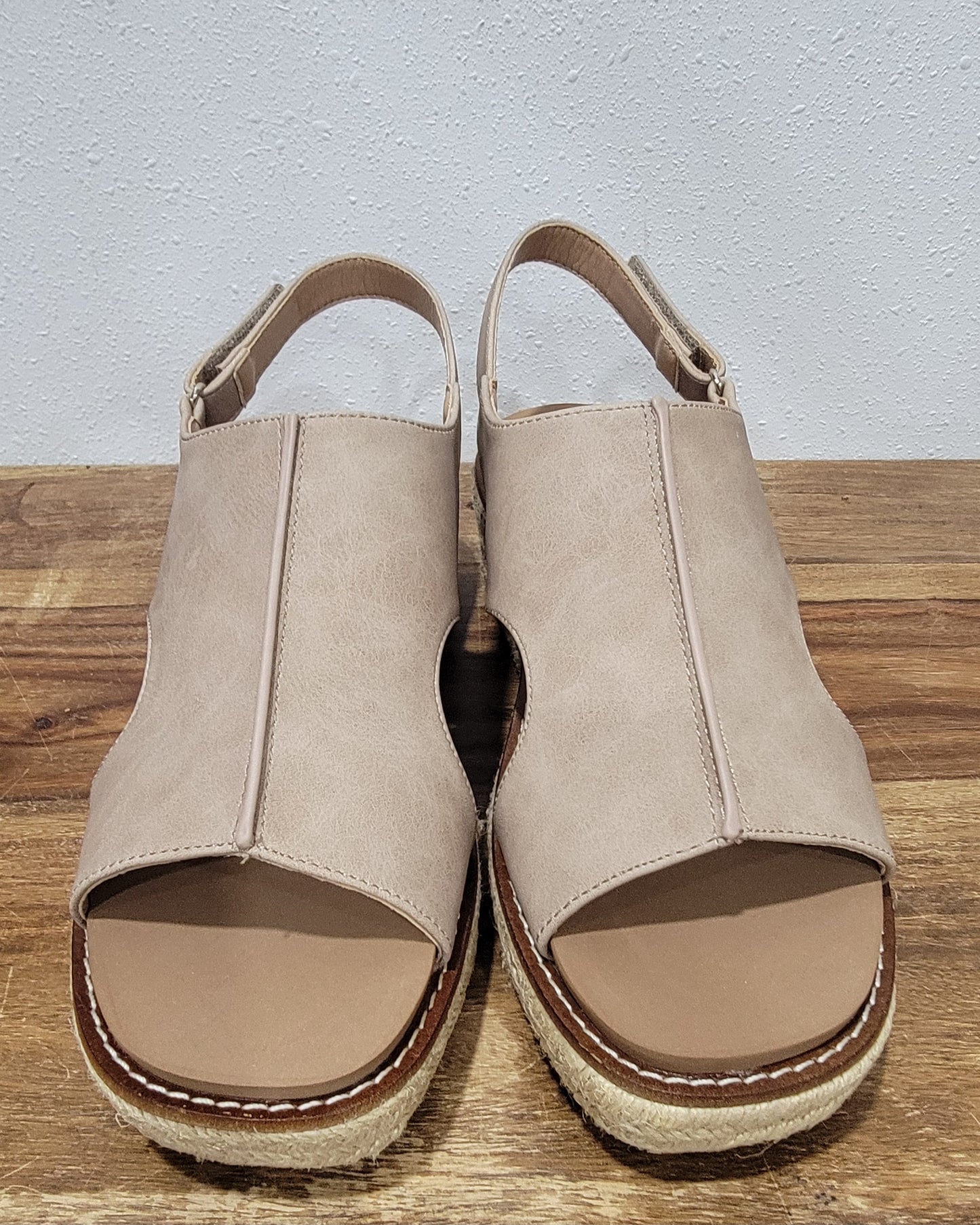 Corkys Ready or Not/Taupe