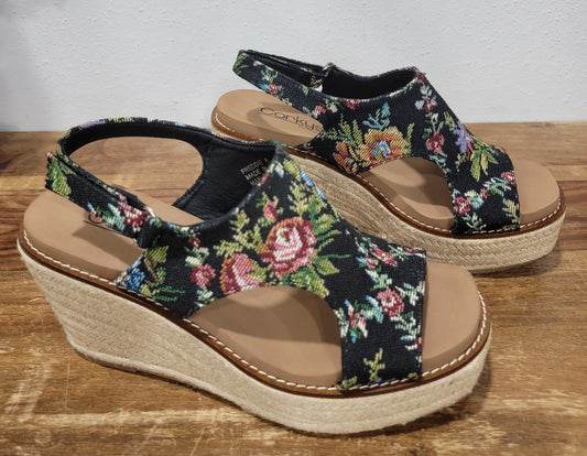 Corkys Black Brocade Floral Wedge / Freddie