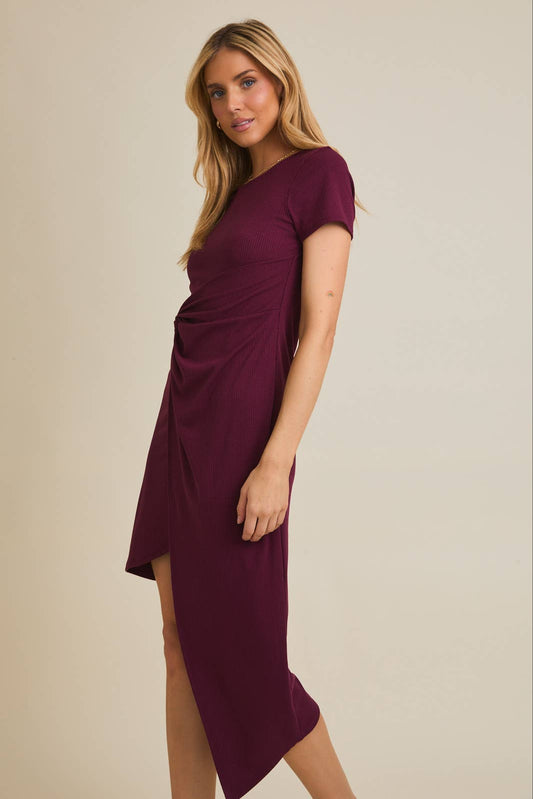 Gilli Twist Wrap Midi Dress: Wine