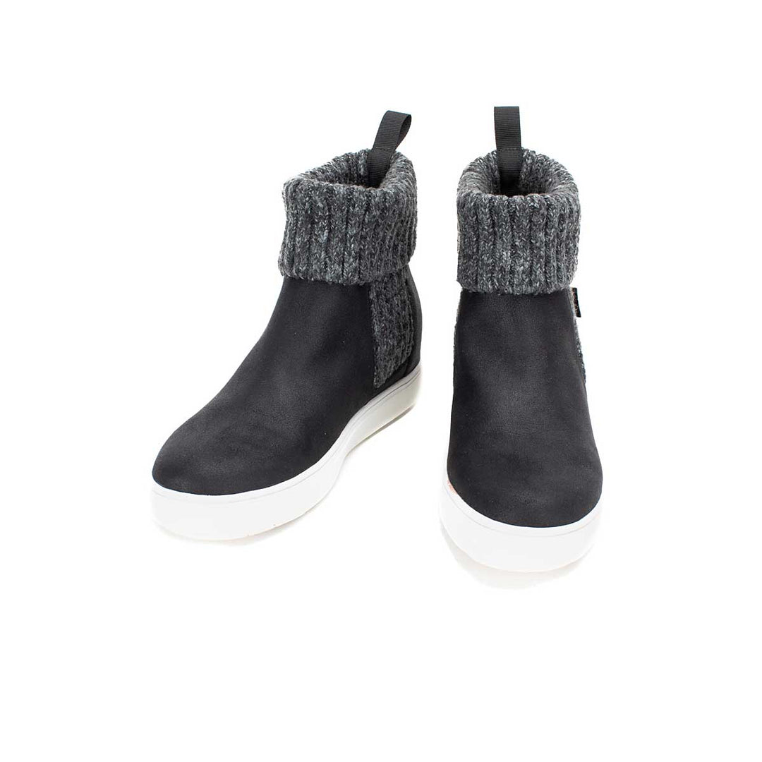 Yellow Box Black Madras Wedge Pull On Sneakers