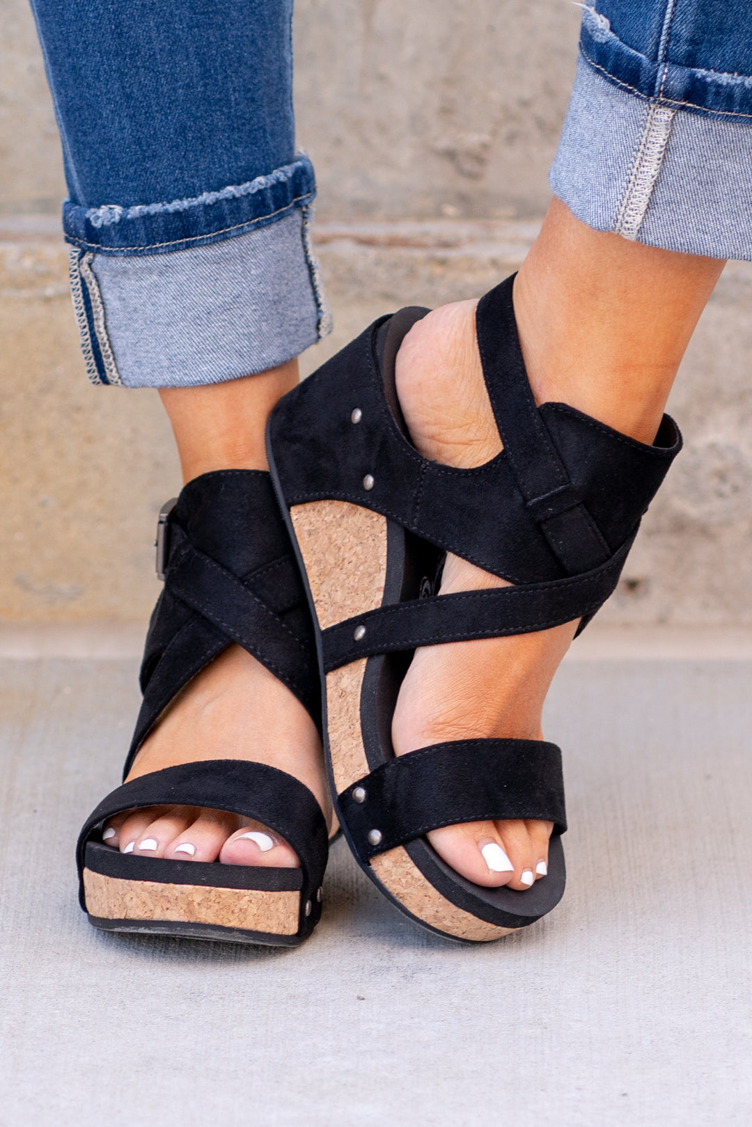 Very G Black Vector Wedges