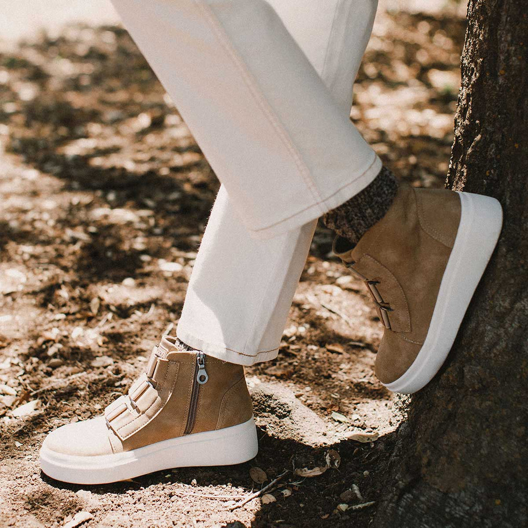 Yellow Box Sand Elvira Platform Sneakers