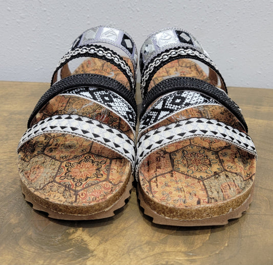 Very G Nessie Black Sandals