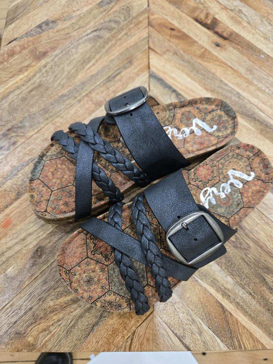 Very G Braided Sandal / Nora 3 Black