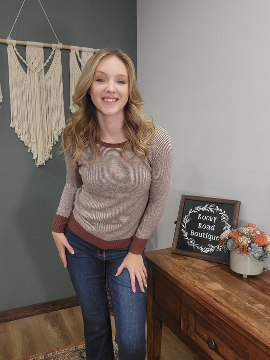 Staccato Crew Neck Top / Red Bean