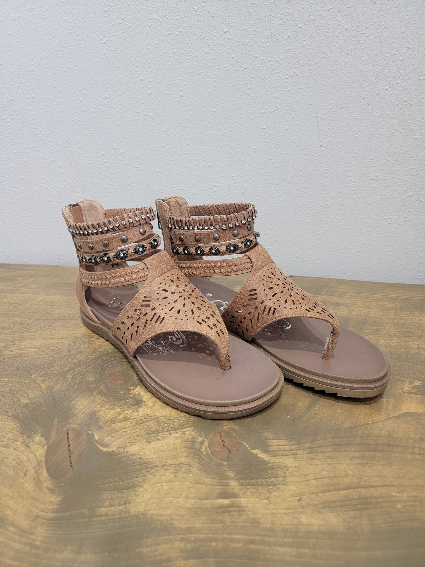 Very G Strappy Bling Sandal / Mazey Nude