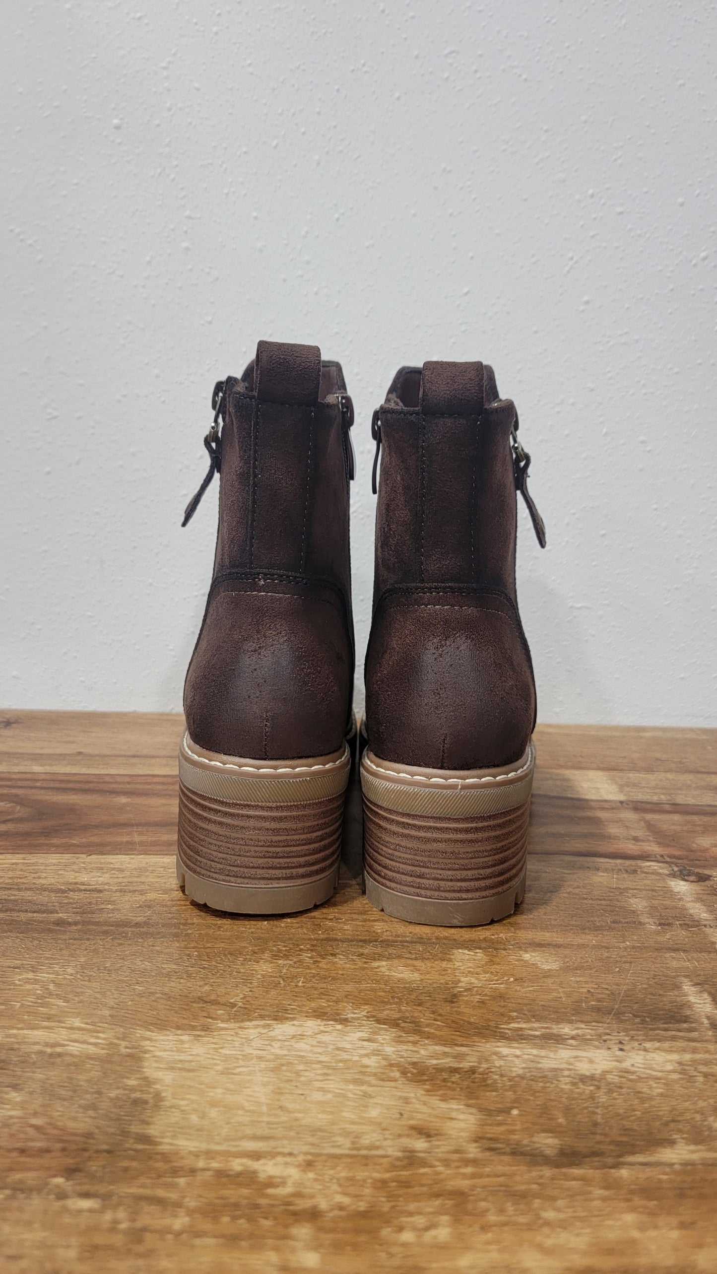 Pierre Dumas Everlee - Brown