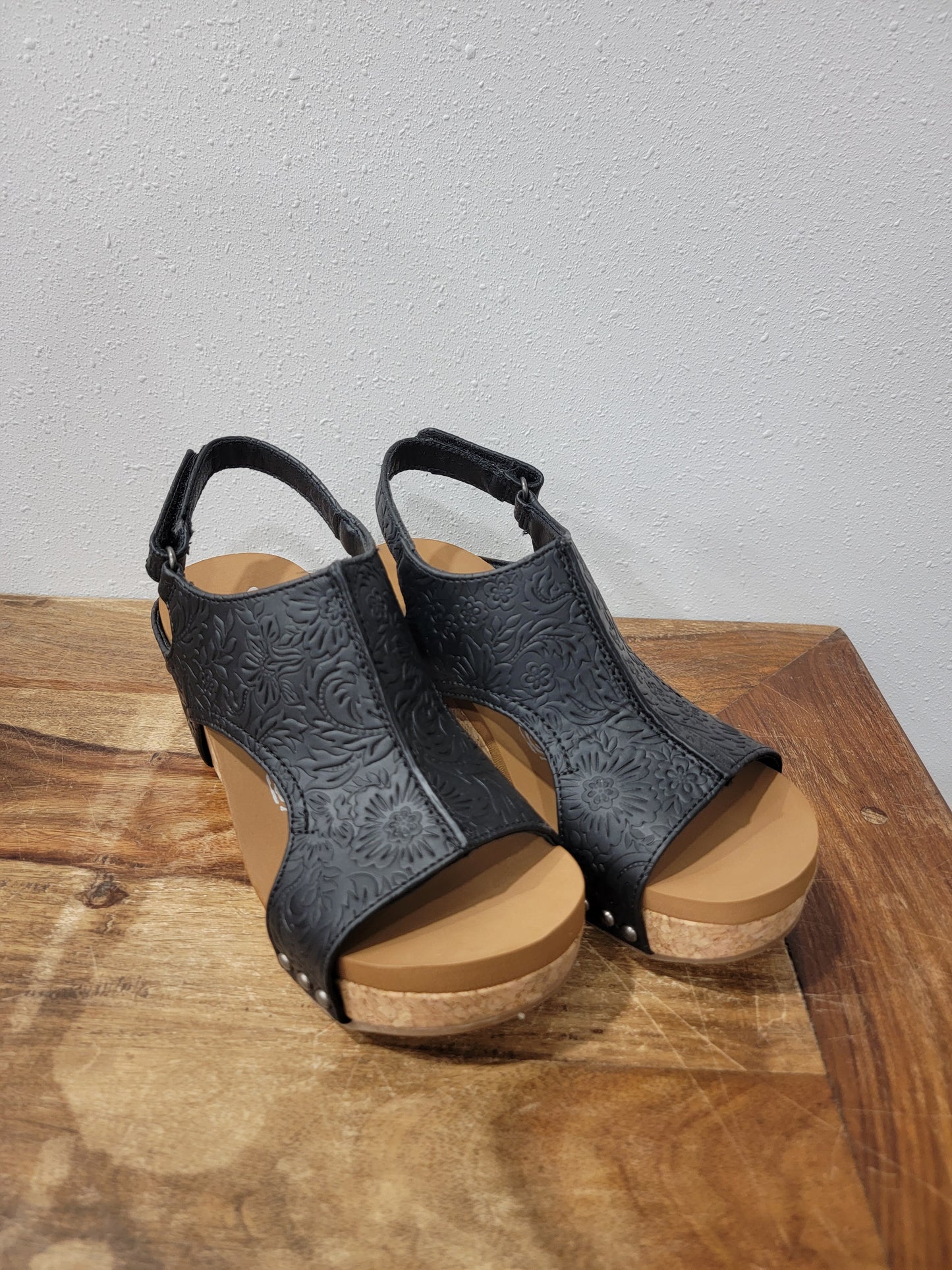 Very G Wedge / Liberty Tooled in Black