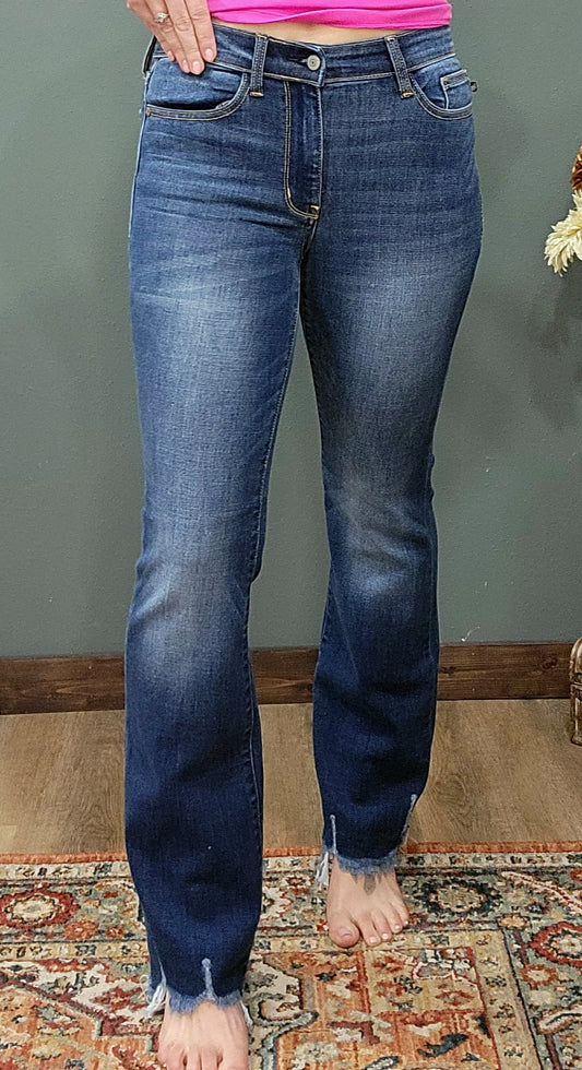 Judy Blue Reg/Curvy Mid Rise Bootcut