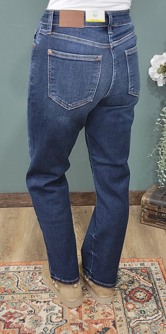 Judy Blue Mid-Rise Straight - Regular Inseam