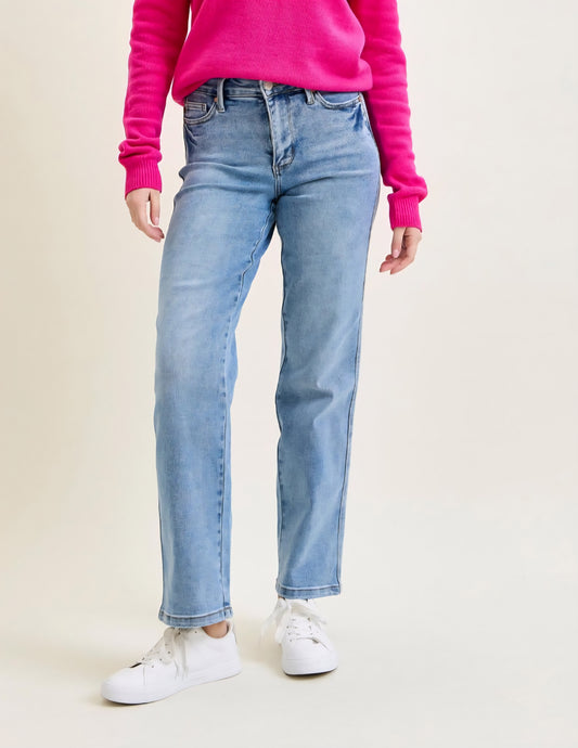 Judy Blue Tummy Control Mid Rise Straight Fit