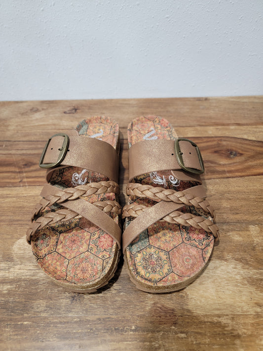 Very G Braided Sandal/ Nora 3 Tan