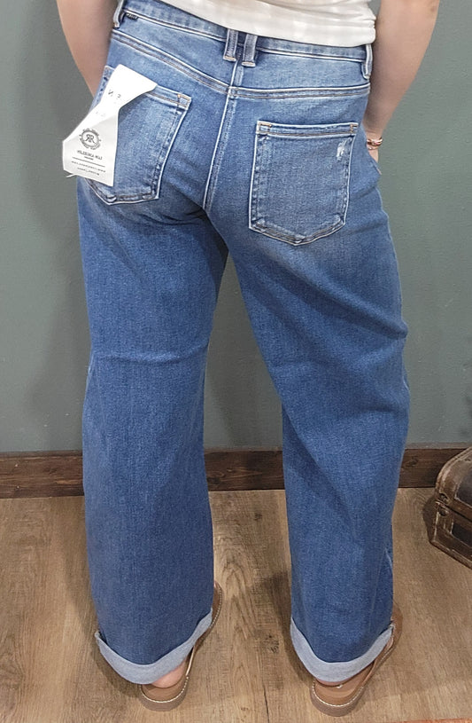 Risen Slouchy Crop Barrel with Cuffed Hem