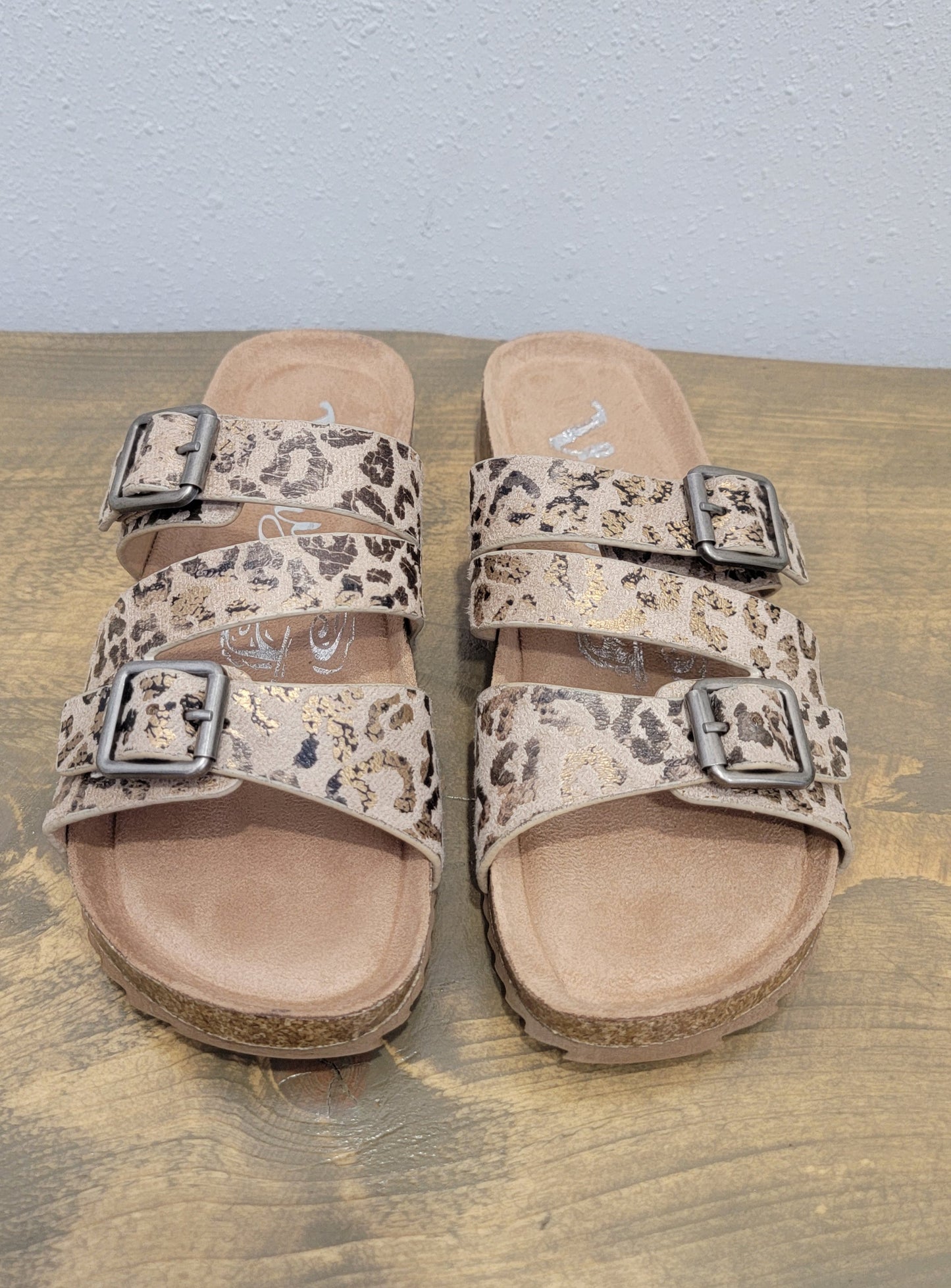 Very G Taurus Taupe Cheetah Sandal