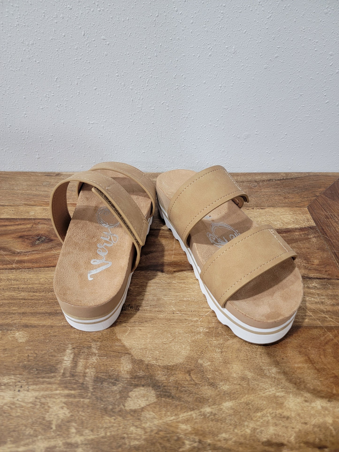 Very G Suede Velcro Sandal / Paislee Tan