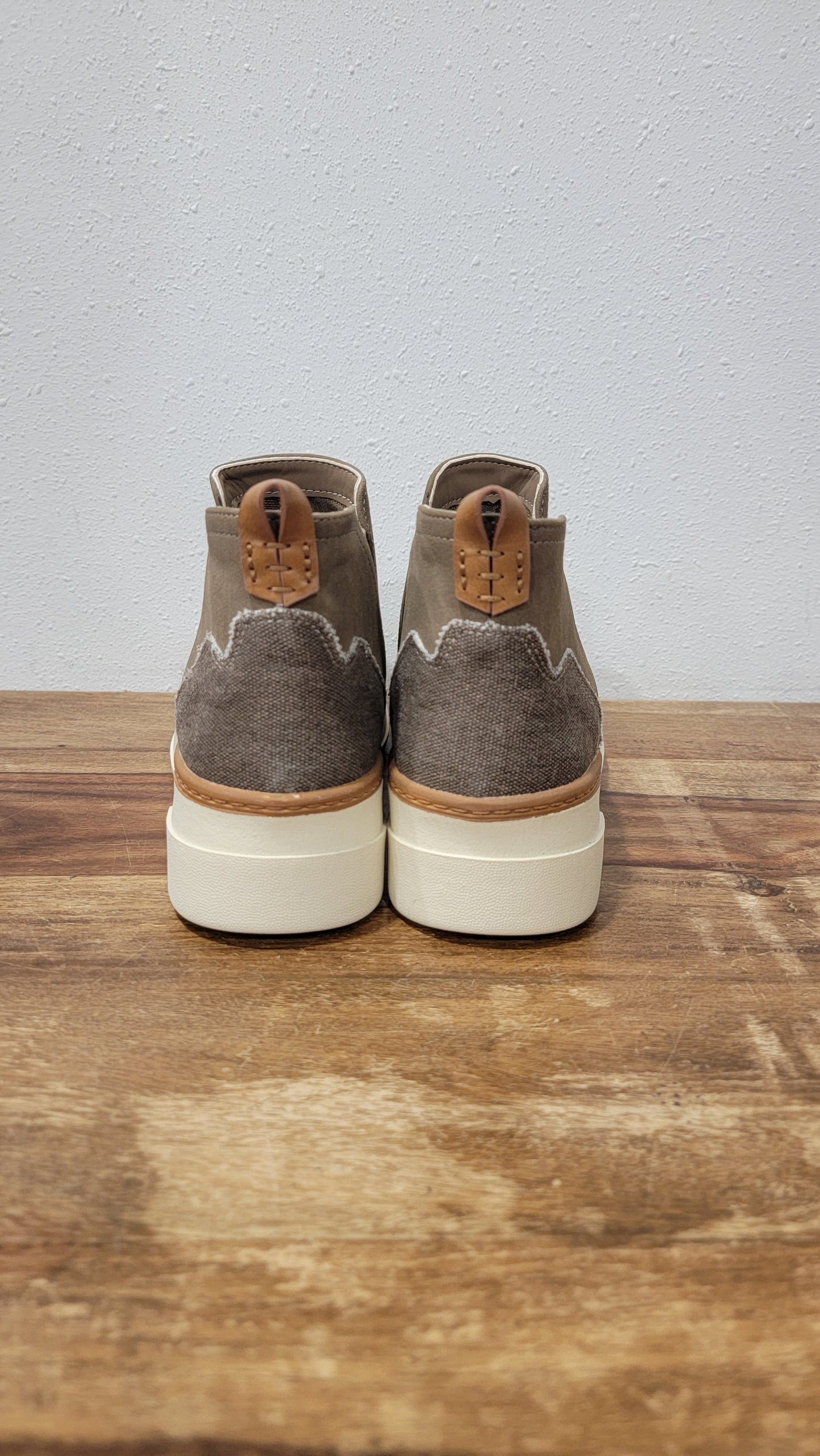 Blowfish Malibu Ankle Boot Slip On / Charming Woodsmoke