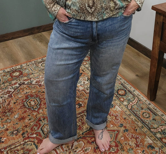 Vervet Stretch Curvy Skeeter Boyfriend Jean