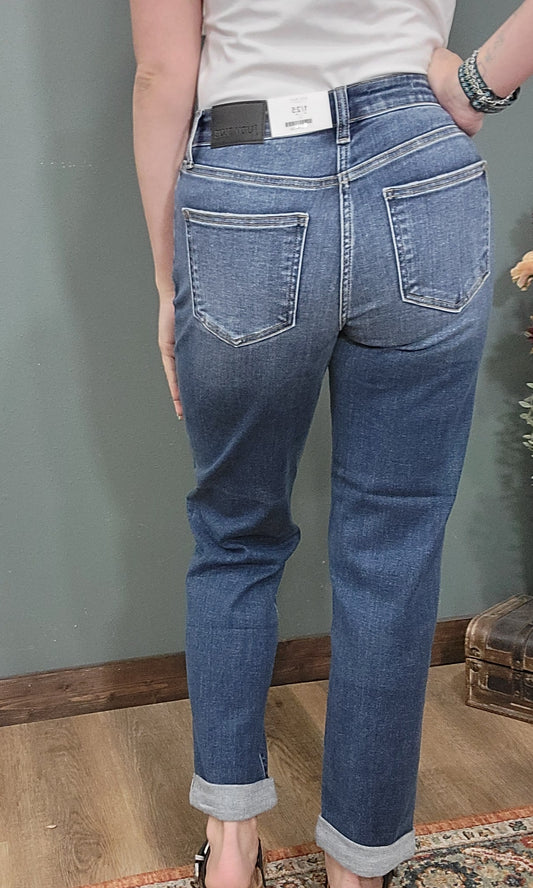 Judy Blue Mid Rise Billie Boyfriend Jean