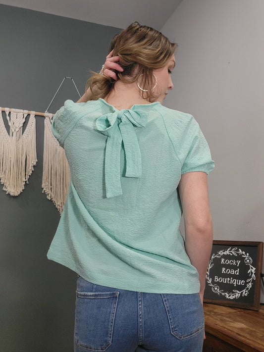 Doe and Rae Bowtie Textured Puffer Sleeve Top