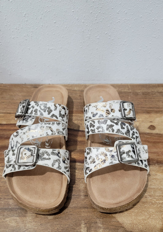 Very G Taurus Cheetah Sandals