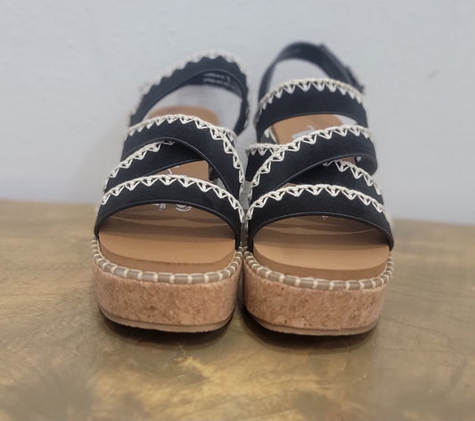 Very G Bethany Wedge Black