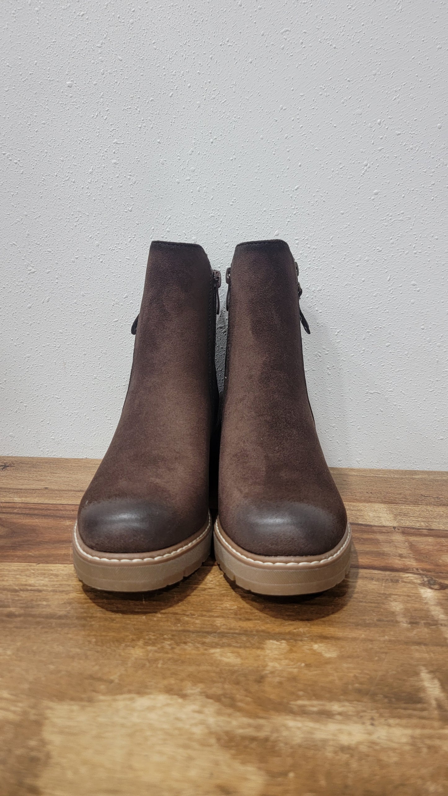 Pierre Dumas Everlee - Brown