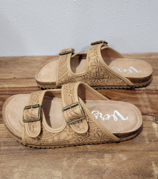 Very G Tooled Sandals / Berry 3 Tan