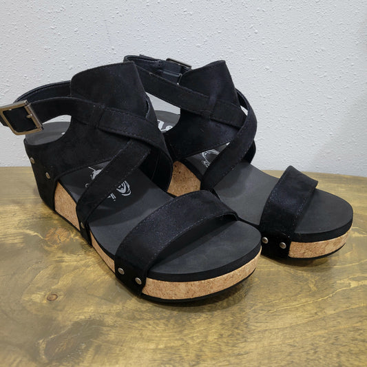 Very G Black Vector Wedges