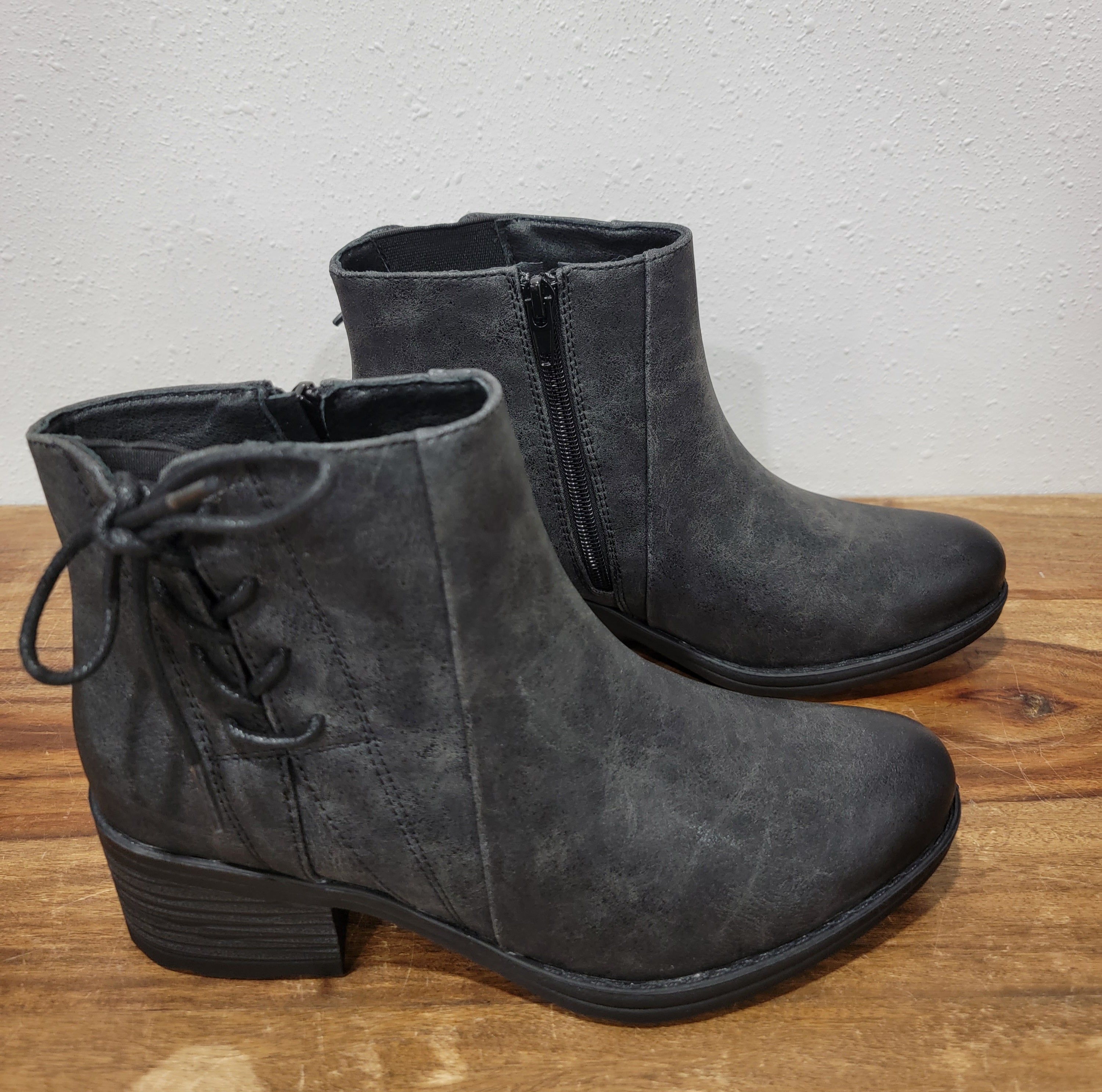 Pierre Dumas Gossip-15 Bootie in Brown