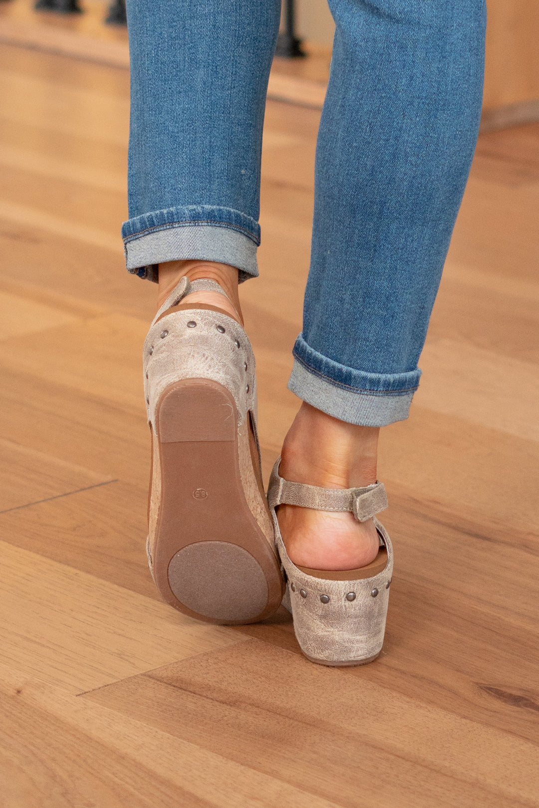 Very G Cream Liberty Wedge