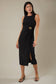 Gilli Round Neck Pleated Detail Midi Dress: Black