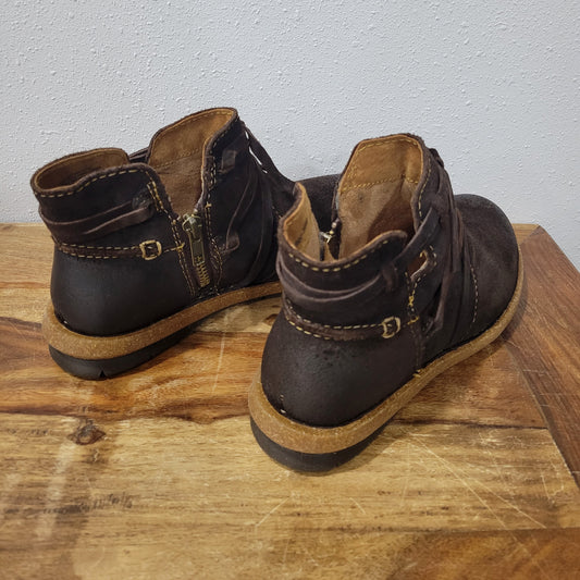 Born Chocolate Tarkiln Boots