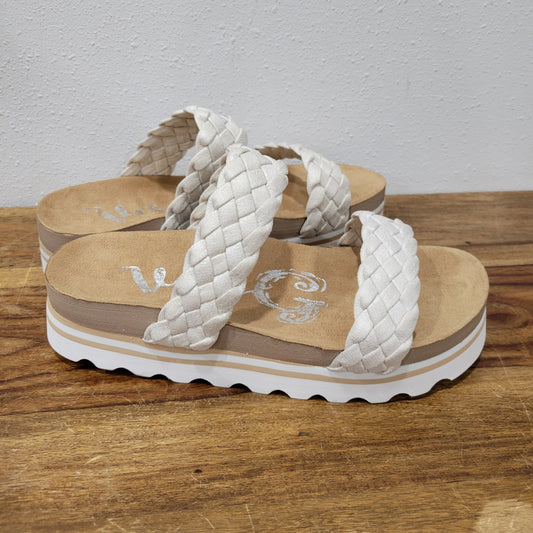 Very G White Braidon Platform Sandals