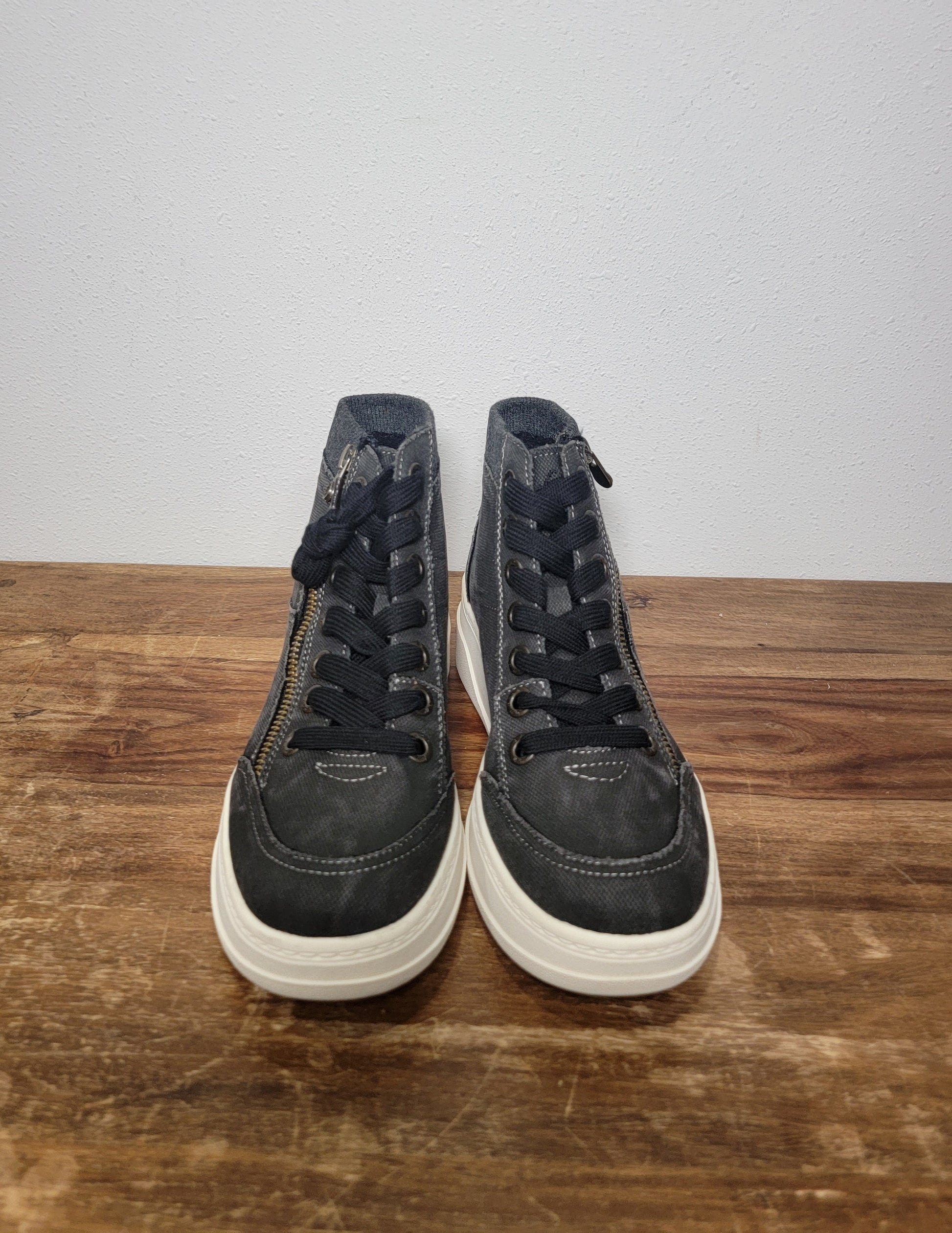 Blowfish Malibu Sideout Sneaker - Women's Shoes in White Fields Gold Blowfish Malibu Sideout Sneaker - Women's Shoes in White Fields Gold