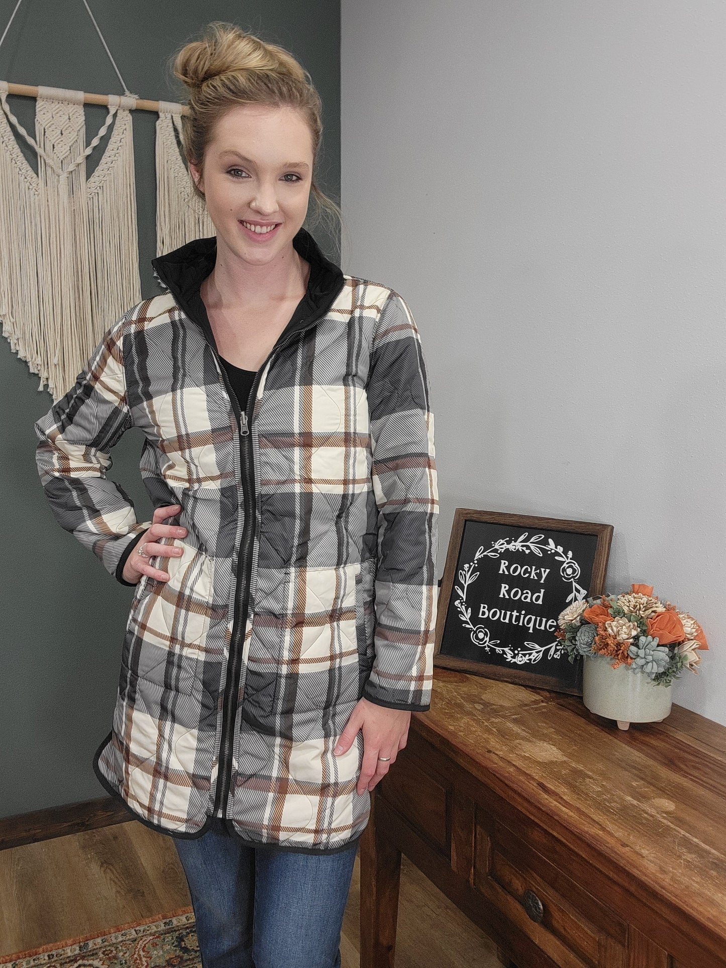 Thread & Supply Nixie Coat / Black Plaid