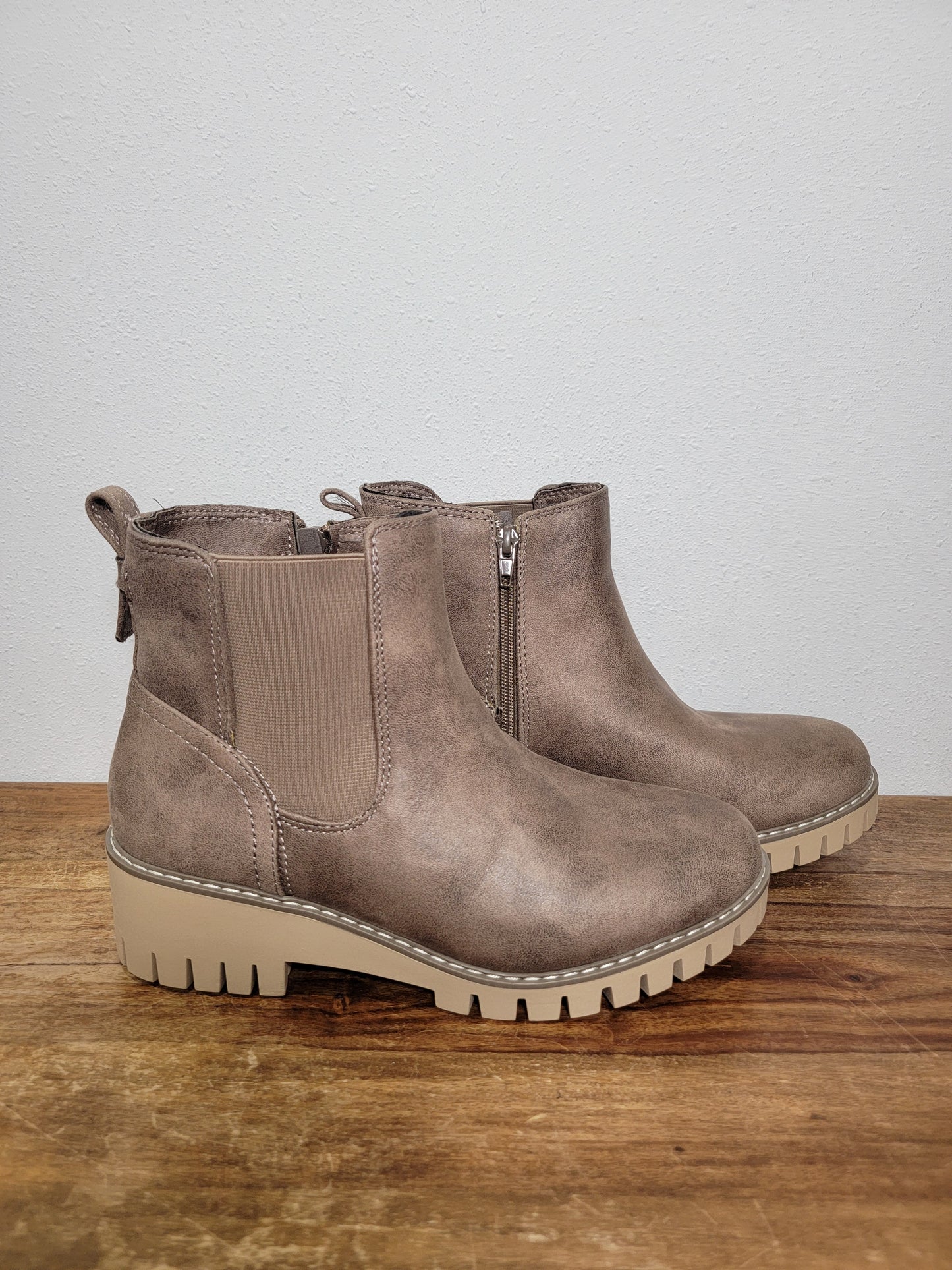 Very G Boot / Pasadena Taupe