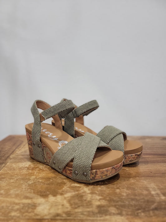 Very G Shirley Wedge / Khaki