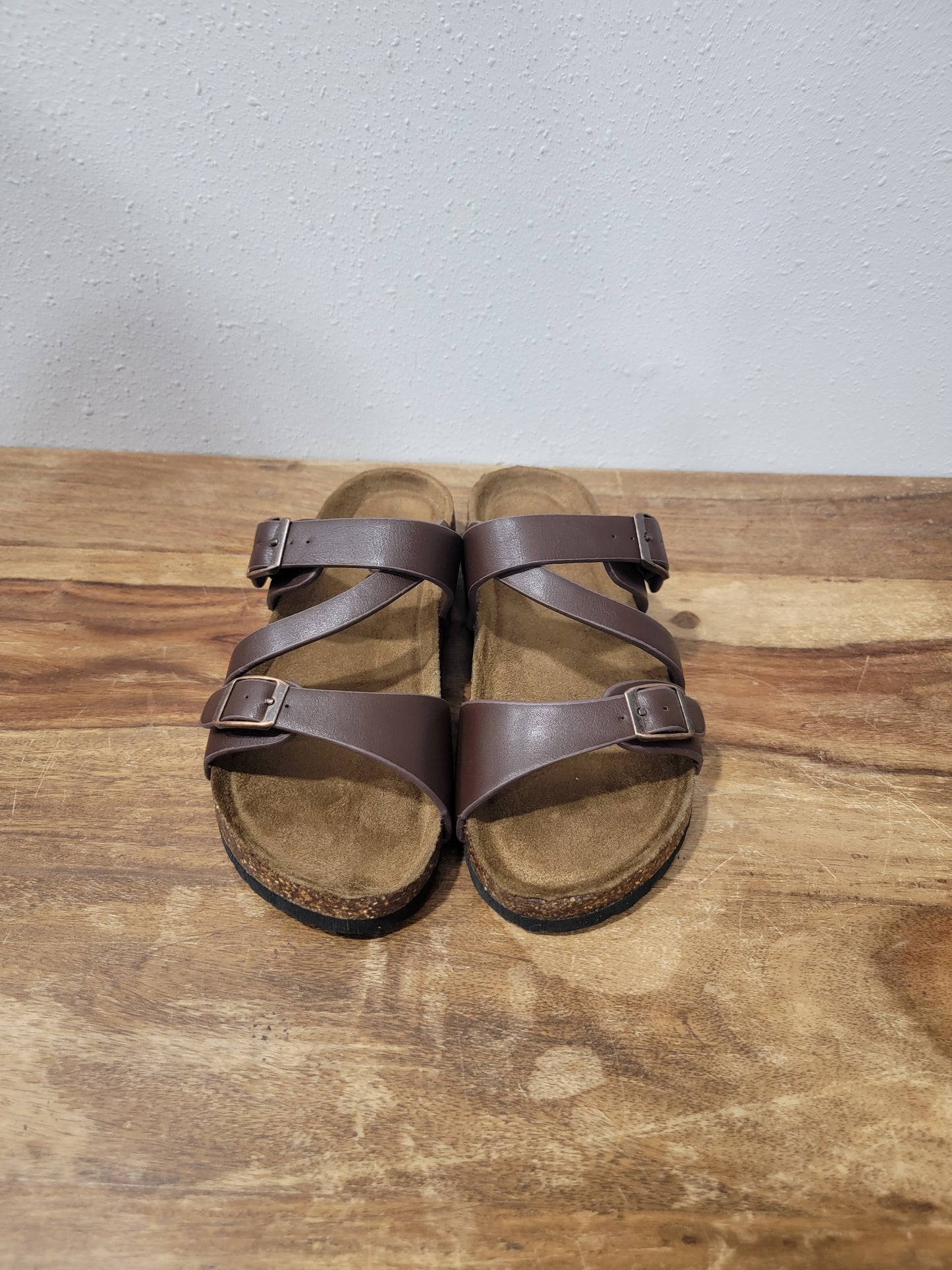 Outwoods Strappy Sandal / Bork-56 Brown