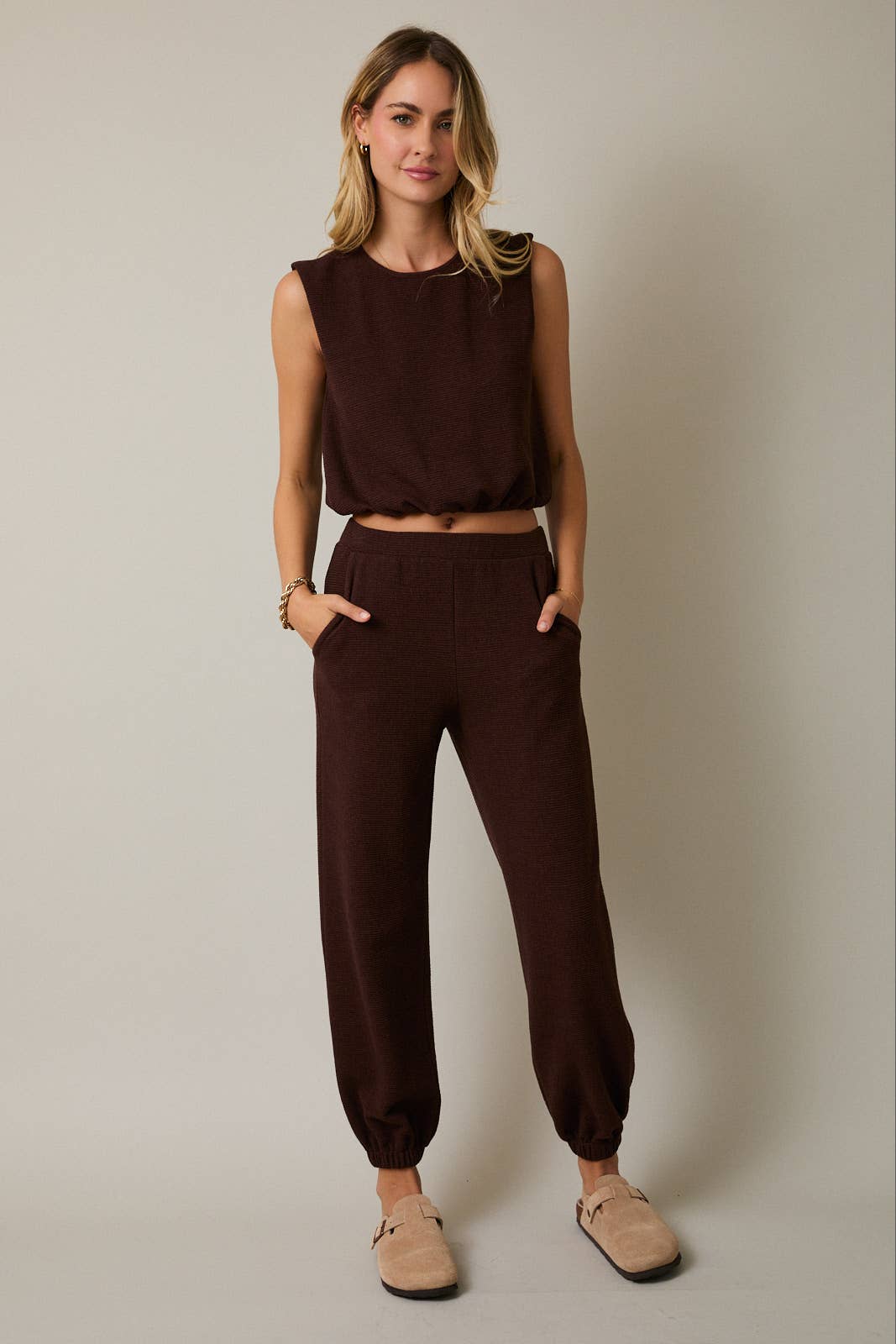Gilli Waist Band Jogger Pants: Mocha